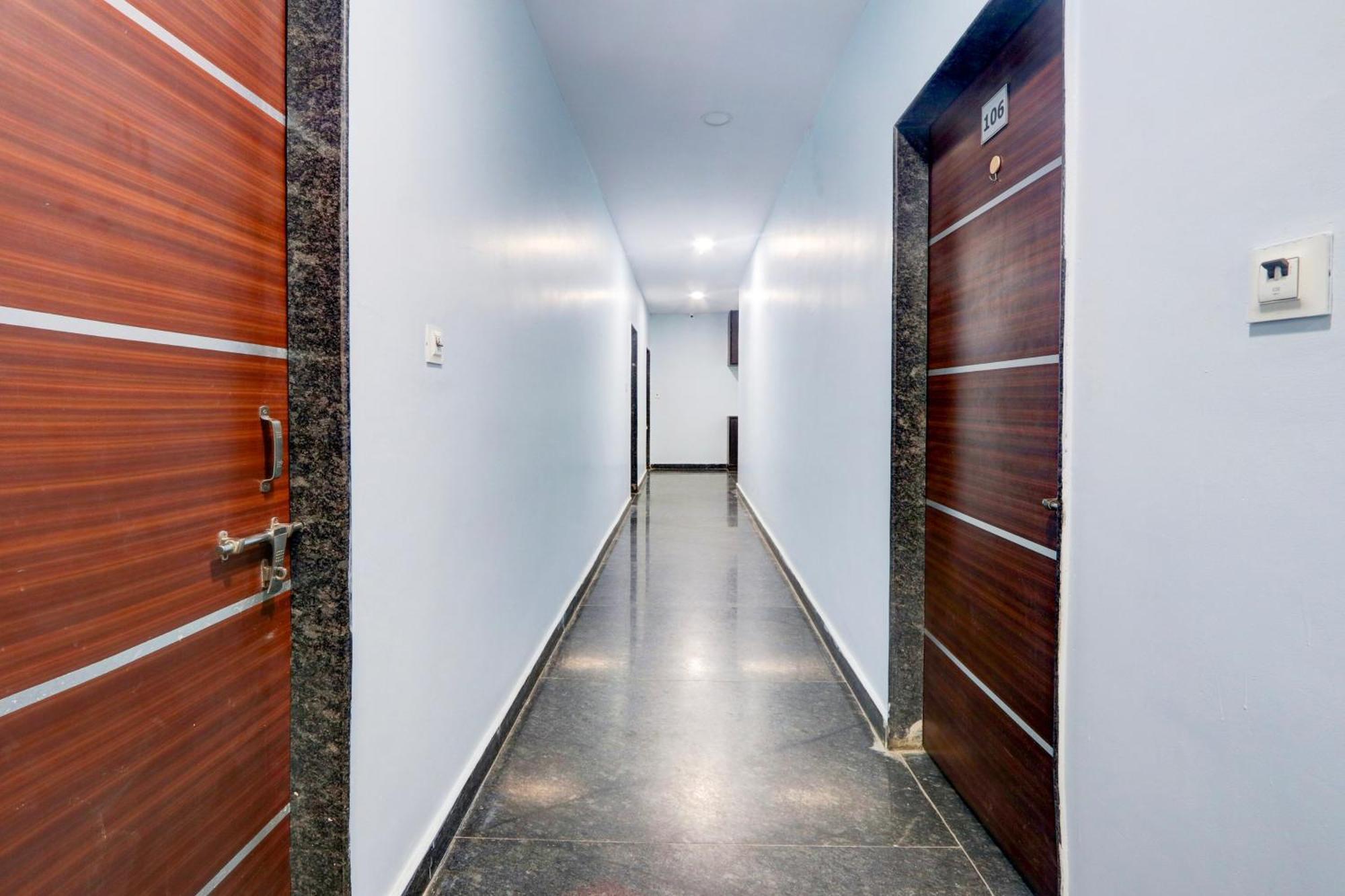 Hotel O Moon Light Nizamabad 외부 사진