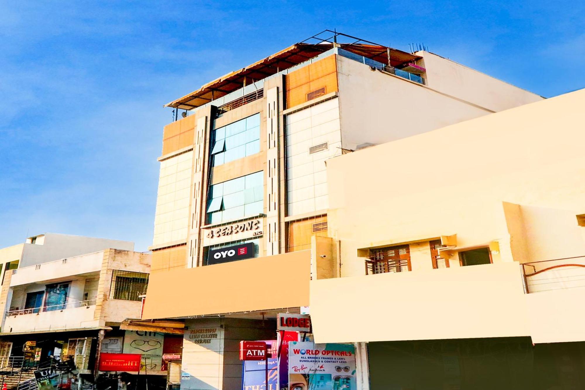 Hotel O Moon Light Nizamabad 외부 사진